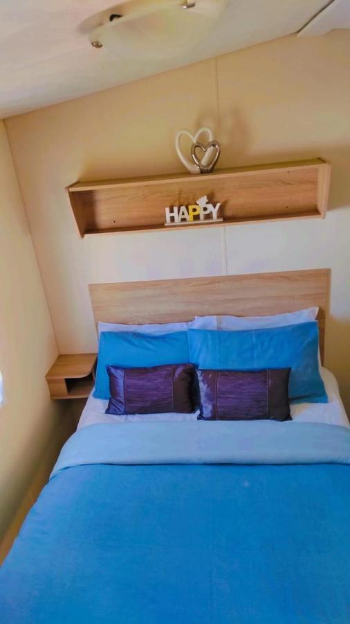 Delta Goodwood Caravan Selsey Extérieur photo
